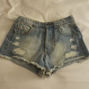 6 shorts including akira chicago